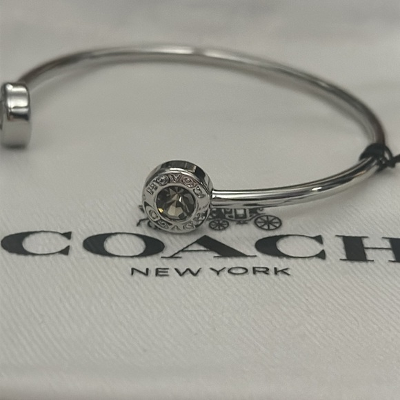 Coach silver bangle - Picture 3 of 5